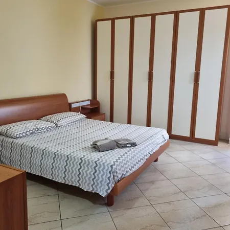 Attico Vista Mare Apartman *